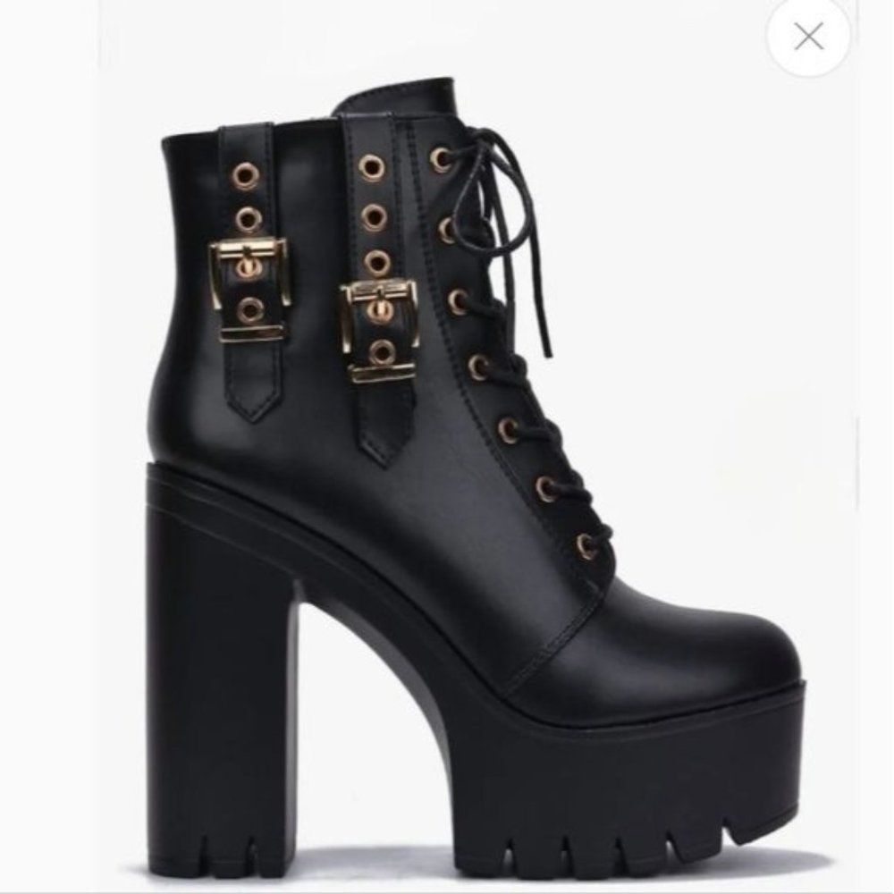 Women's Block Heel Lace Up Botties Black Color - Picture 5 of 5